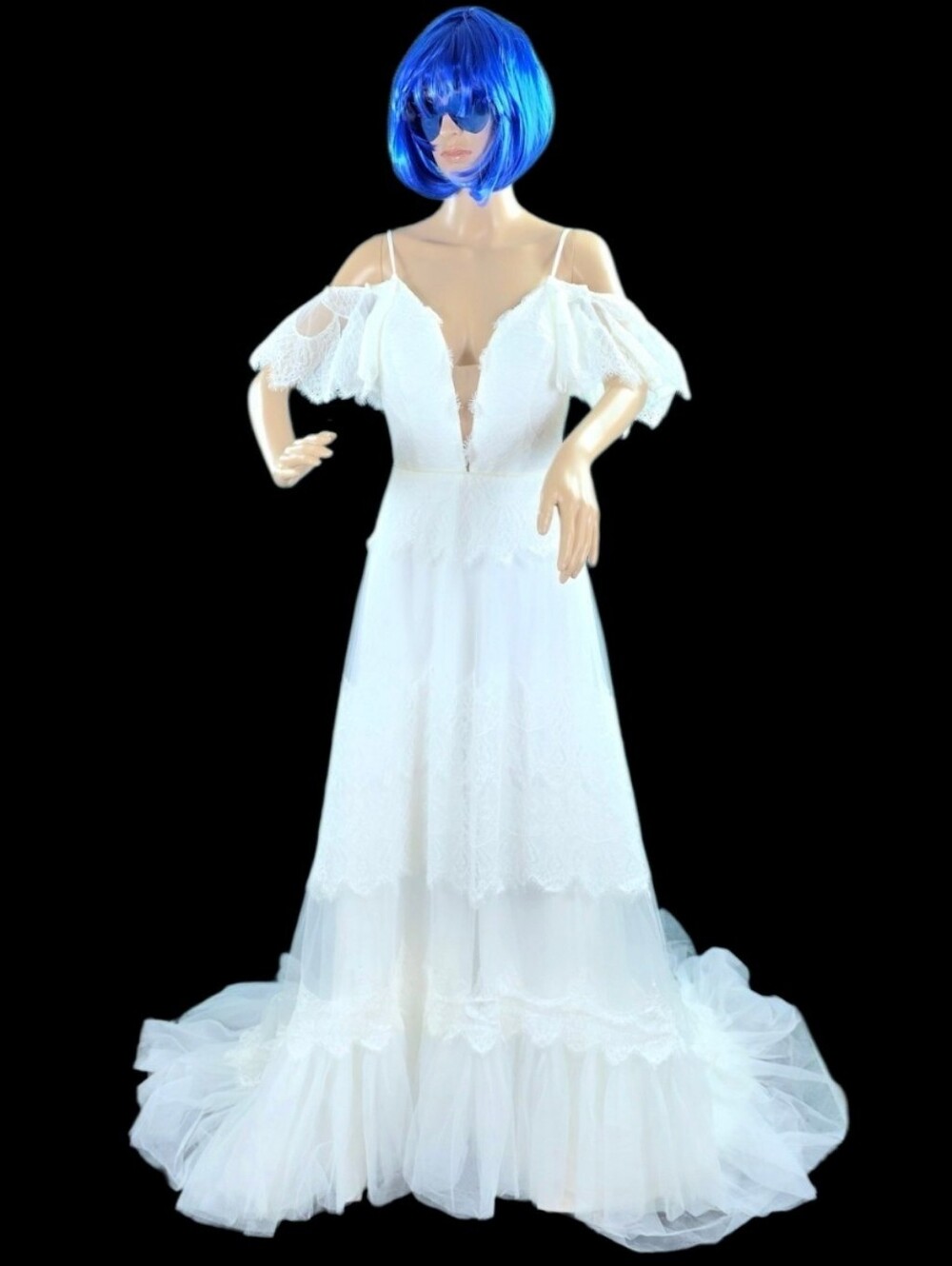 Bohemian Off Shoulder Wedding Dress, Perfect For a Beach Wedding! Size Small. - Picture 2 of 14